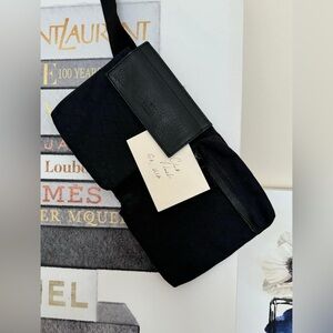 💯 Authentic Gucci Double Belt Bag, Bun Bag, Crossbody